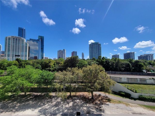 1600 SW 1 Ave 411, Miami, FL 33129