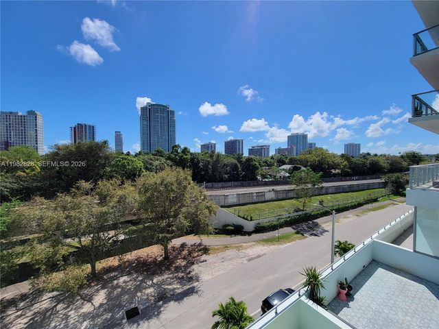 1600 SW 1 Ave 411, Miami, FL 33129
