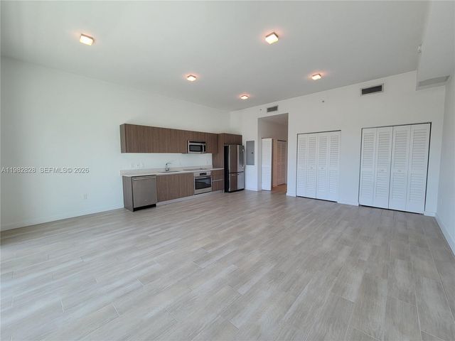 1600 SW 1 Ave 411, Miami, FL 33129