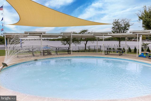 1800 CONSTELLATION DR, Baltimore, MD 21222