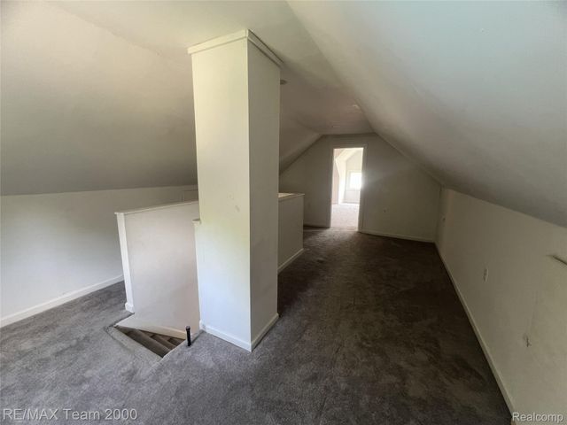 6895 Grandville Avenue, Detroit, MI 48228