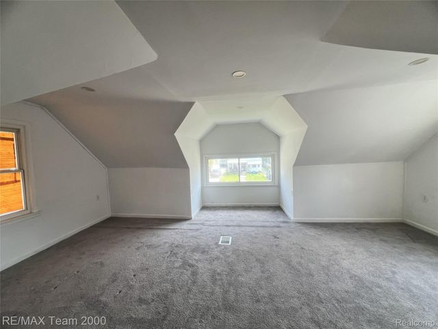 6895 Grandville Avenue, Detroit, MI 48228