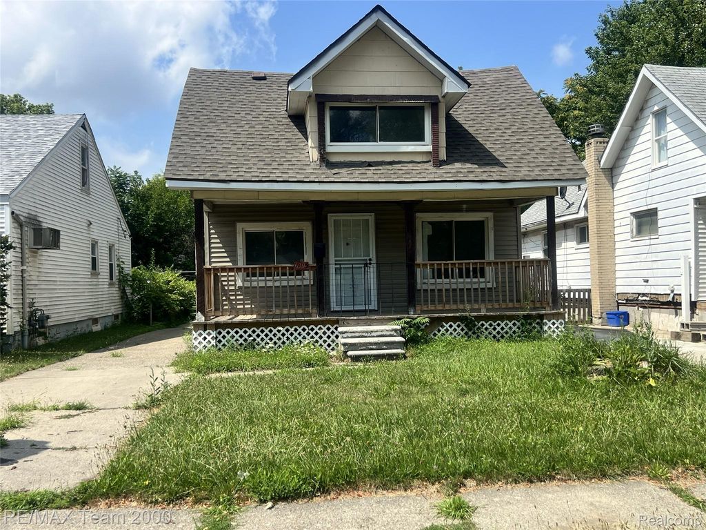 6895 Grandville Avenue, Detroit, MI 48228