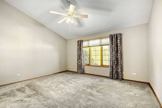 6700 Pondview Drive, Tinley Park, IL 60477