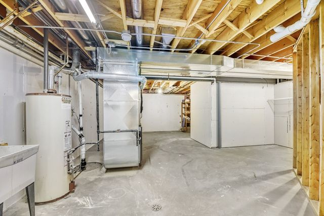 6700 Pondview Drive, Tinley Park, IL 60477