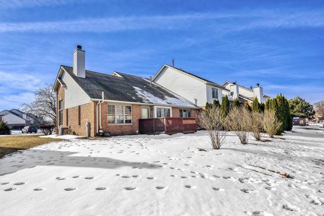 6700 Pondview Drive, Tinley Park, IL 60477