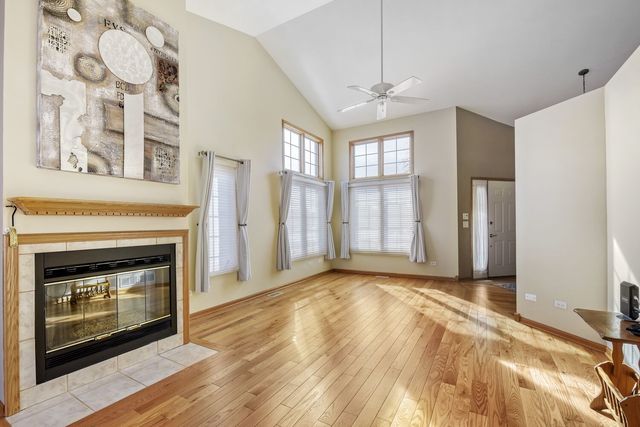 6700 Pondview Drive, Tinley Park, IL 60477