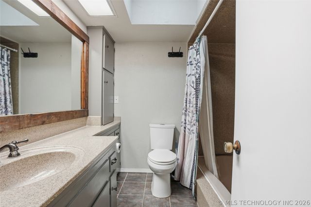 6 Briarwood Street, Sapulpa, OK 74066