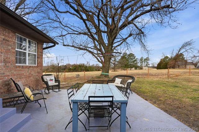 6 Briarwood Street, Sapulpa, OK 74066