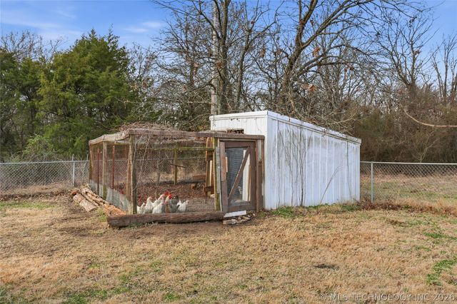 6 Briarwood Street, Sapulpa, OK 74066