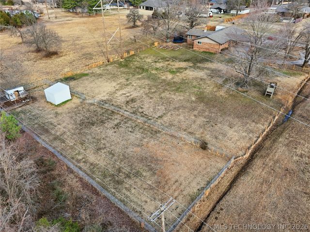 6 Briarwood Street, Sapulpa, OK 74066