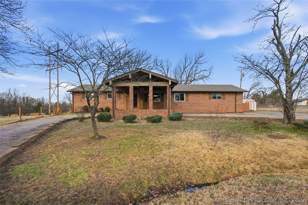 6 Briarwood Street, Sapulpa, OK 74066