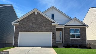 139 WOODFORD DR, Stephens City, VA 22655