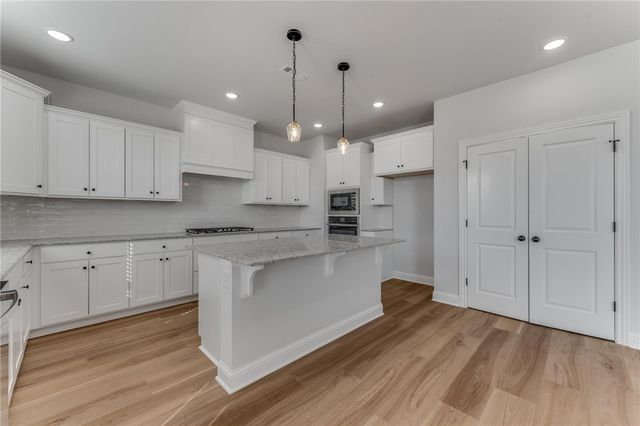4902 SW Juneberry Street, Bentonville, AR 72713