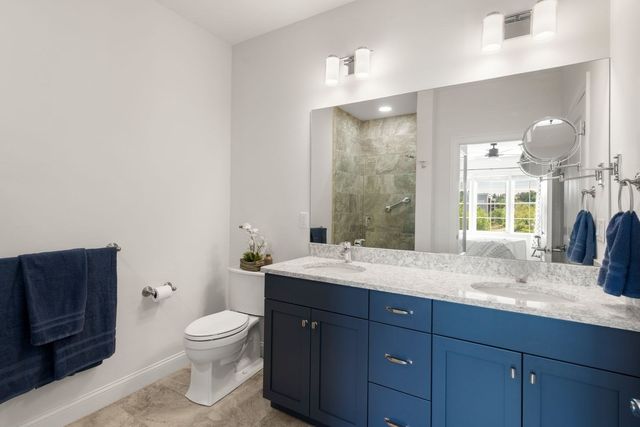 1 Mariner’s Way 207, Plymouth, MA 02360