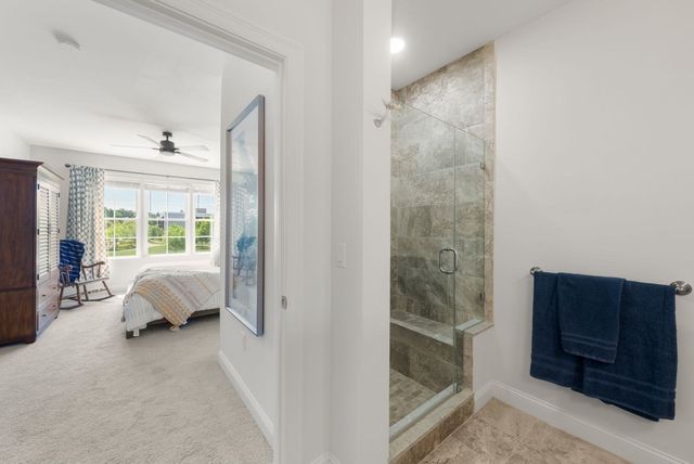 1 Mariner’s Way 207, Plymouth, MA 02360