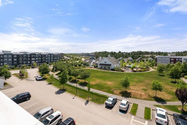 1 Mariner’s Way 207, Plymouth, MA 02360