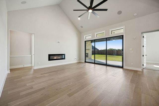 11220 Hickory Falls Drive, Argyle, TX 76226