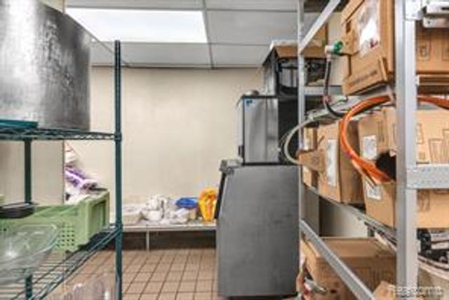 28407 5 Mile Road, Livonia, MI 48154