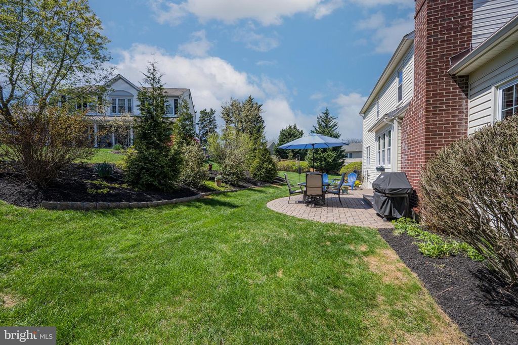 Image 32 of property listing at 7823 ROCKBURN DR, Ellicott City, MD 21043