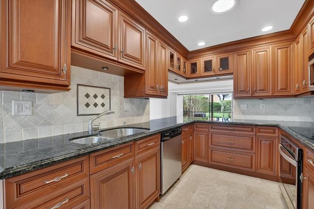 6815 Consolata Street, Boca Raton, FL 33433