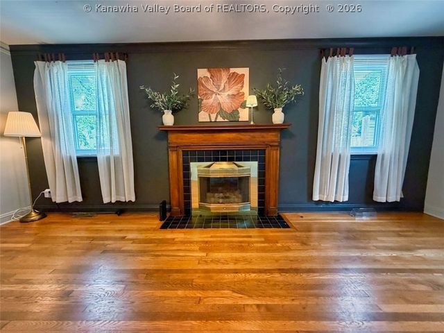 3918 Washington Ave SE, Charleston, WV 25304