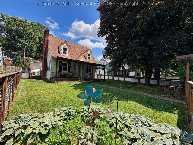 3918 Washington Ave SE, Charleston, WV 25304