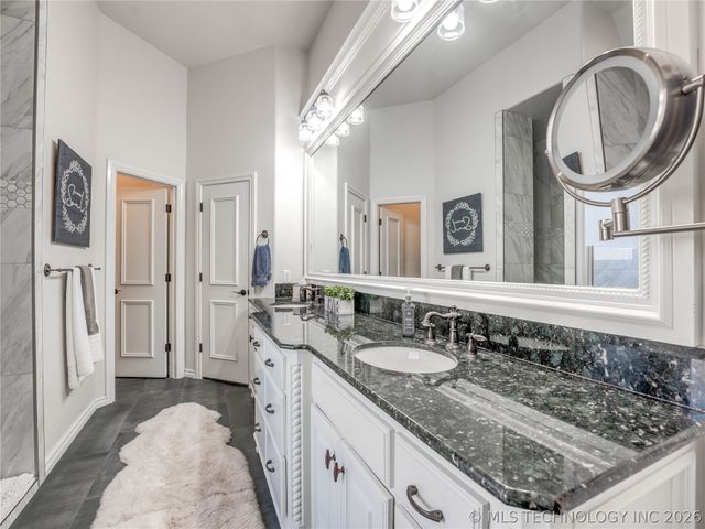 4617 Frisco Bridge Boulevard, Edmond, OK 73034