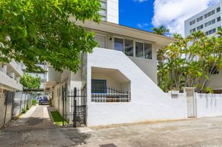 448 Kuamoo Street, Honolulu, HI 96815