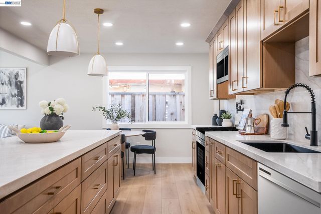 42663 Hamilton Way, Fremont, CA 94538