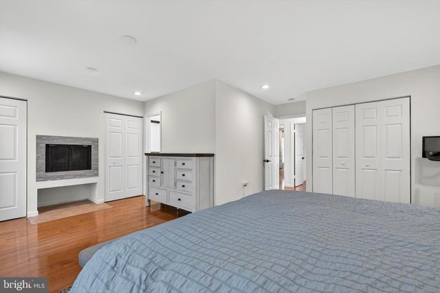 1327 CARLSBAD DR, Gaithersburg, MD 20879