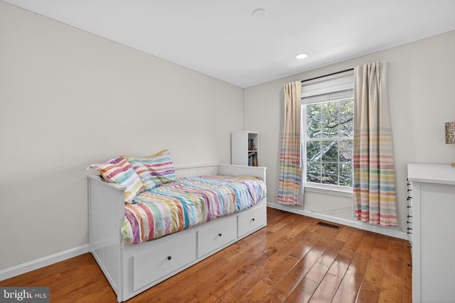 1327 CARLSBAD DR, Gaithersburg, MD 20879