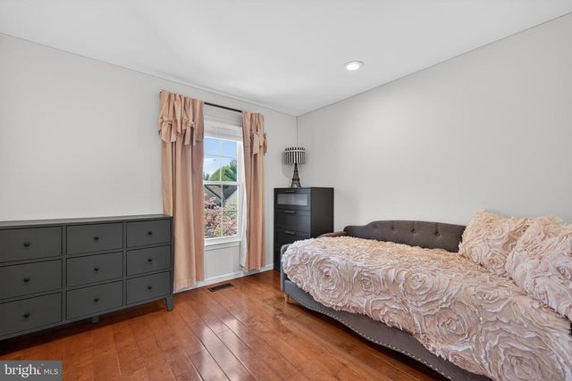 1327 CARLSBAD DR, Gaithersburg, MD 20879