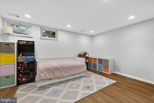 1327 CARLSBAD DR, Gaithersburg, MD 20879