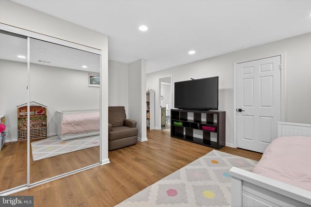 1327 CARLSBAD DR, Gaithersburg, MD 20879