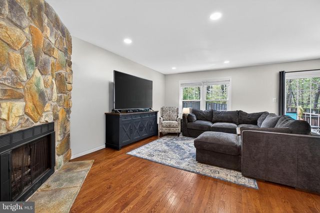1327 CARLSBAD DR, Gaithersburg, MD 20879