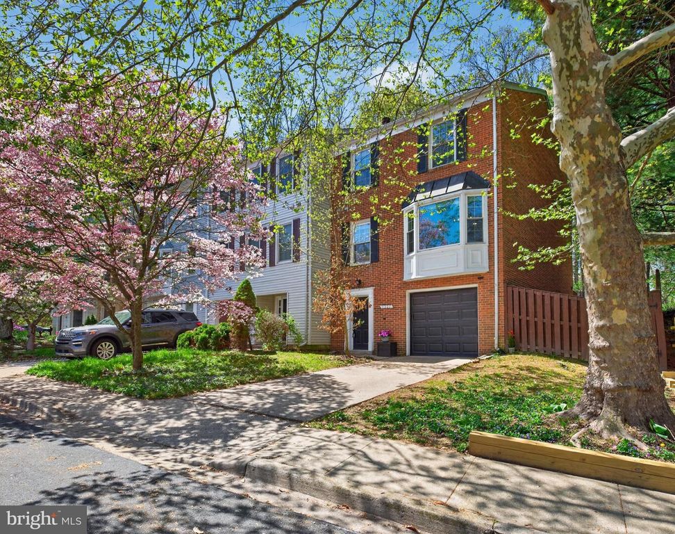 1327 CARLSBAD DR, Gaithersburg, MD 20879