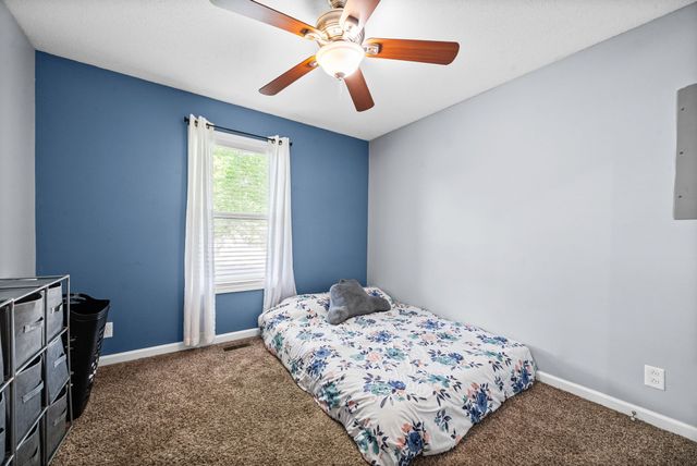 1803 Northwind Dr, Clarksville, TN 37042
