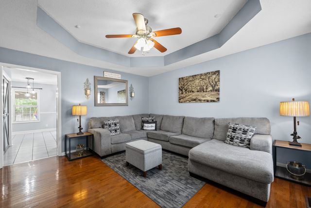 1803 Northwind Dr, Clarksville, TN 37042
