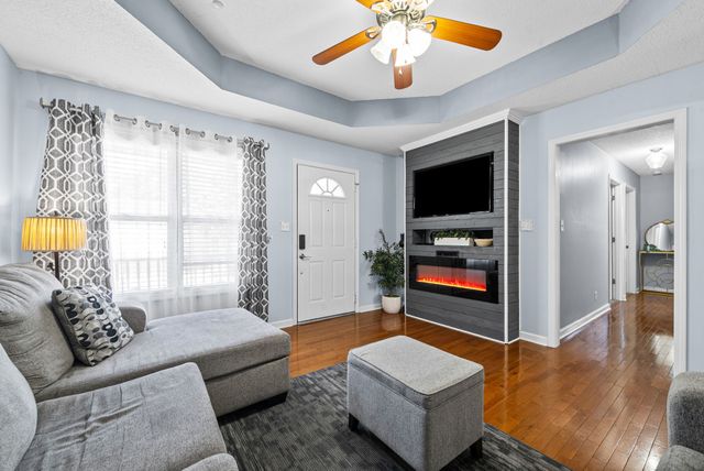 1803 Northwind Dr, Clarksville, TN 37042