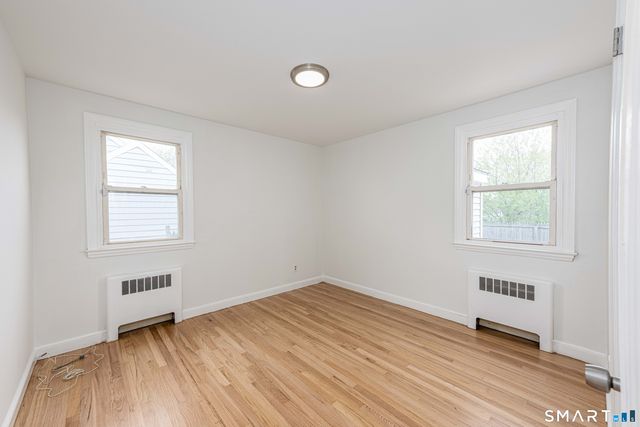 520 Goldenrod Avenue, Bridgeport, CT 06606