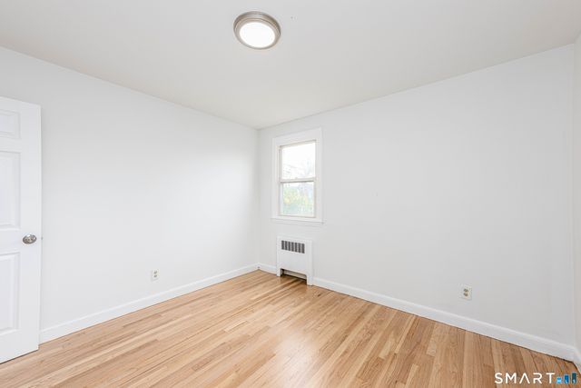 520 Goldenrod Avenue, Bridgeport, CT 06606