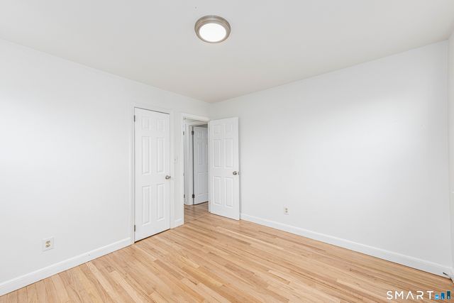 520 Goldenrod Avenue, Bridgeport, CT 06606