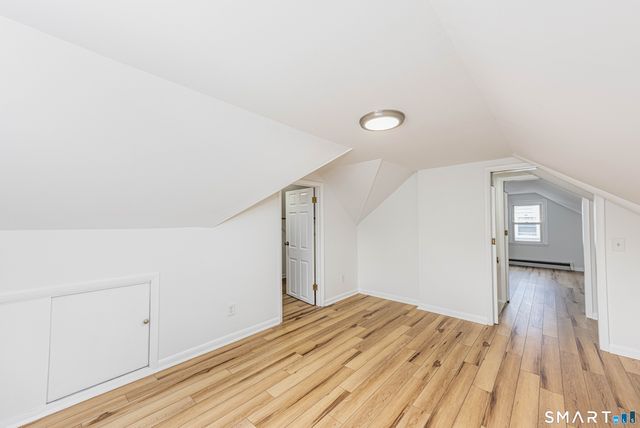 520 Goldenrod Avenue, Bridgeport, CT 06606