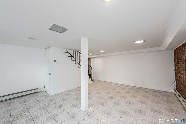 520 Goldenrod Avenue, Bridgeport, CT 06606