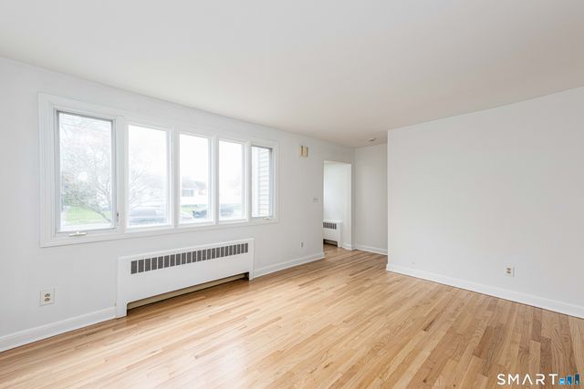 520 Goldenrod Avenue, Bridgeport, CT 06606