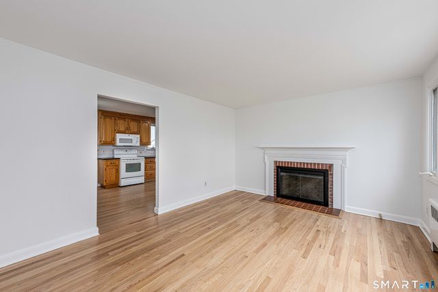 520 Goldenrod Avenue, Bridgeport, CT 06606