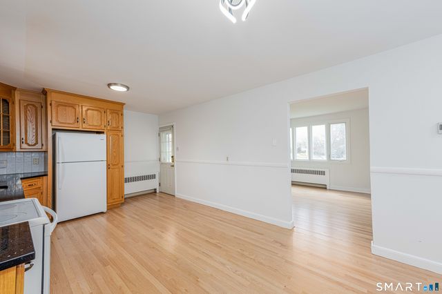 520 Goldenrod Avenue, Bridgeport, CT 06606