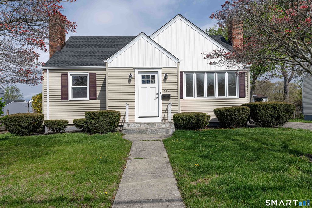 520 Goldenrod Avenue, Bridgeport, CT 06606