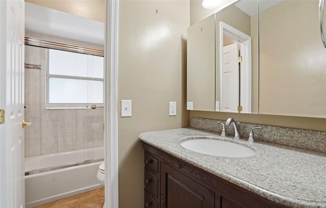 7111 HALIFAX COURT, Tampa, FL 33615